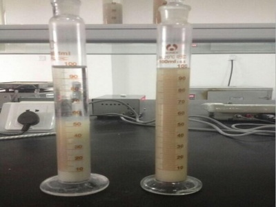 如图所示添加了膨润土的涂料悬浮性非常好不沉淀